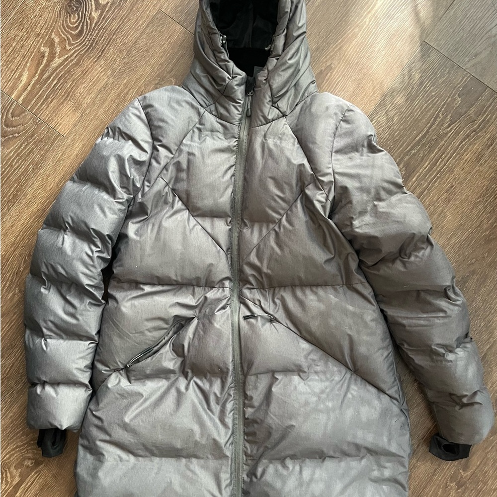 Champion silver/gray puffer jacket